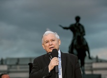 Niefortunne wypowiedzi, szkodzące wizerunkowi PiS, zdarzają się liderowi partii Jarosławowi Kaczyńskiemu.