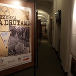 Wystawa „Igrzyskach za drutami"