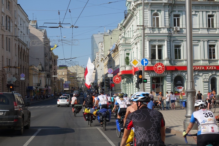 Misja JuT - Ostatnie Okrążenie: drugi tydzień