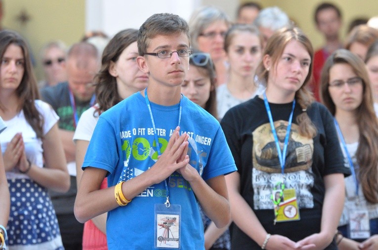 Msza św. w Okulicach - część A