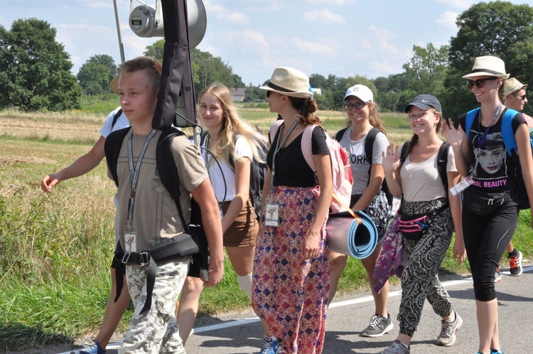 Dzień drugi - pozdrowienia z części A