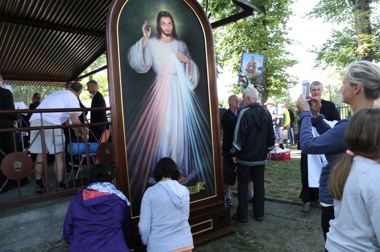 Nowe Brzesko, Msza św. dla części A