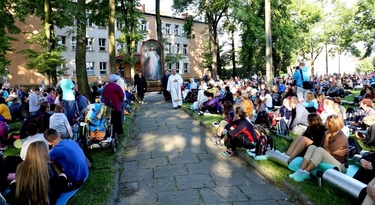 Nowe Brzesko, Msza św. dla części A