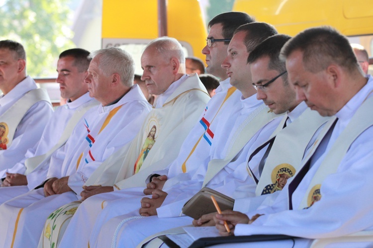 Nowe Brzesko, Msza św. dla części A