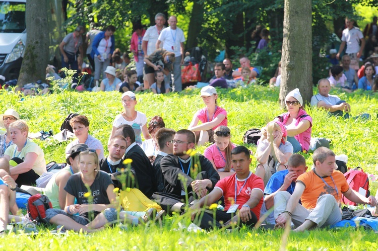 Proszowice, Msza św. dla części B