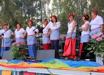 Na festynowej scenie zaprezentruje się zespół Pilawickie Jarzębiny, złożony z miejscowych parafianek