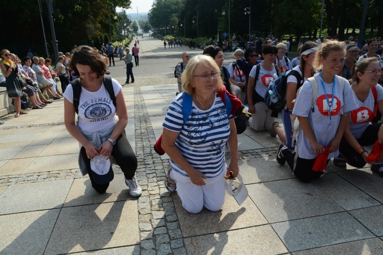 "Trójka" i "trzynastka" też u celu