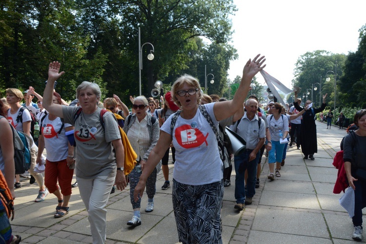 "Trójka" i "trzynastka" też u celu