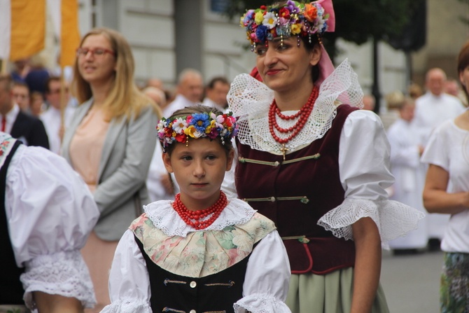 Pielgrzymka kobiet do Piekar cz. I