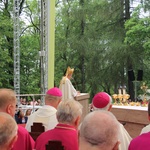 Pielgrzymka kobiet do Piekar (abp Jan Graubner)