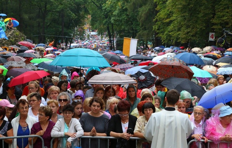 Pielgrzymka kobiet do Piekar (cz. II)