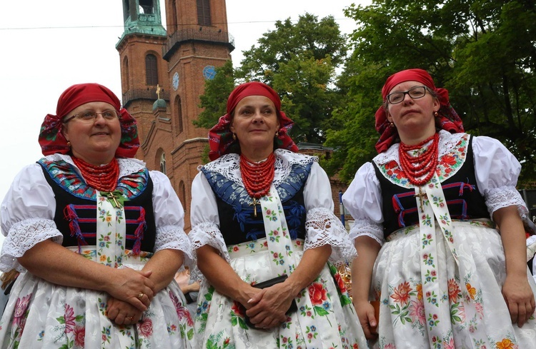 Pielgrzymka kobiet do Piekar (cz. II)