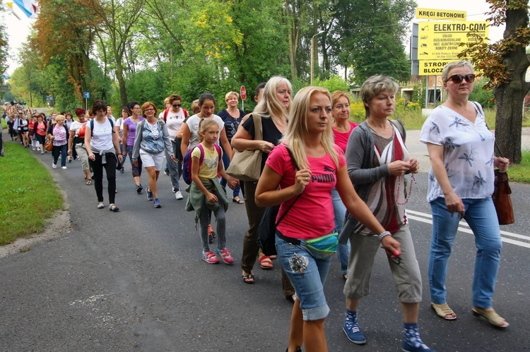 Pielgrzymka kobiet do Piekar (cz. II)