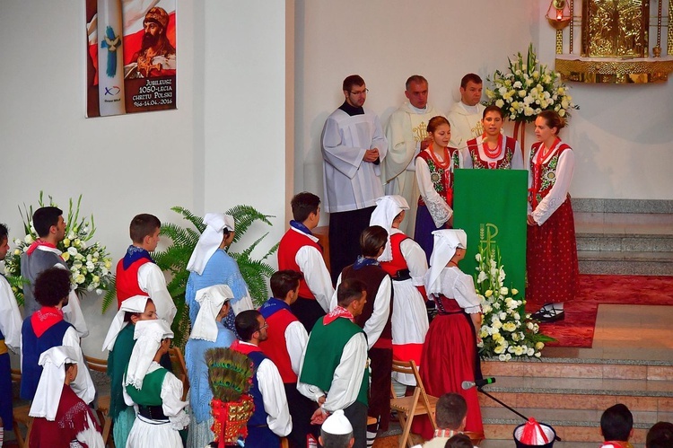 Folklor świata pod Giewontem - Msza św. o pokój na świecie