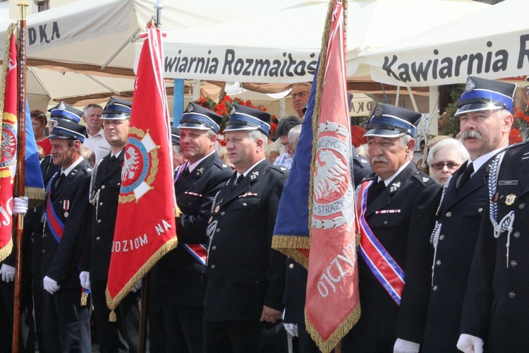 Uroczystości 30 lecia koronacji obrazu Matki Bożej Kazimierskiej