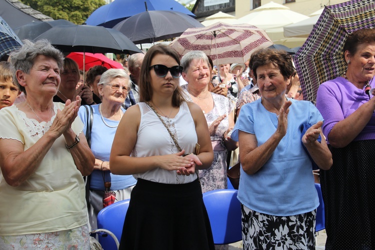 Uroczystości 30 lecia koronacji obrazu Matki Bożej Kazimierskiej