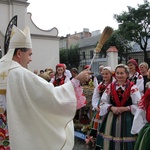 Dożynki w katedrze łowickiej