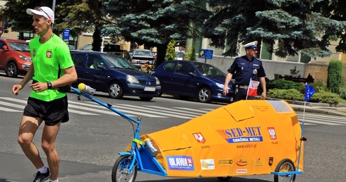 Ktoś w nocy podpalił wózek Jacka Zapotocznego!