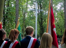▲	Uroczystości na cmentarzu garnizonowym w 96. rocznicę obrony Płocka.