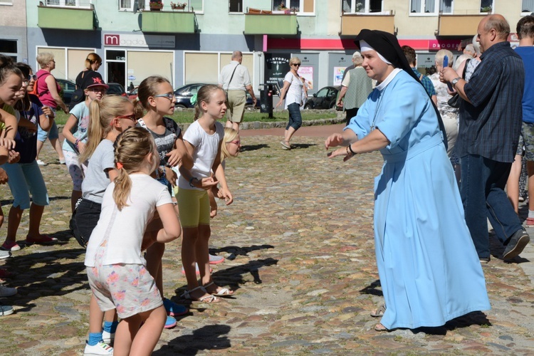 Marianki ewangelizowały w Nysie