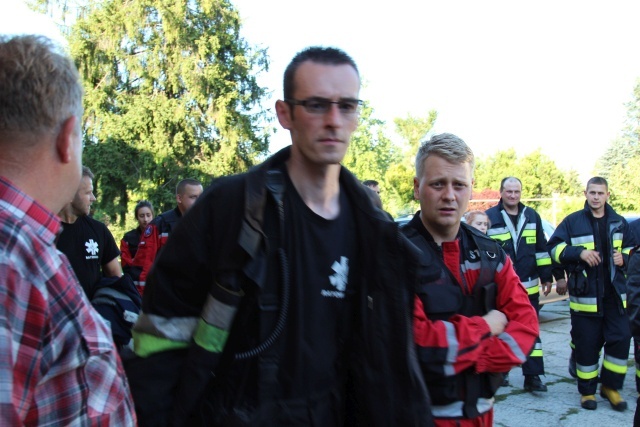 Pożar kościoła w Jawiszowicach - ćwiczenia strażaków