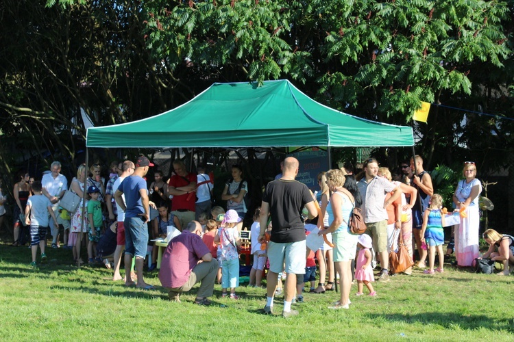 Piknik rodzinny w Parku Edukacji Globalnej "Wioski Świata"