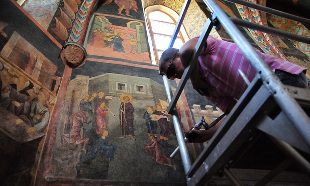 Ratują laserem bezcenny fresk w Kaplicy Trójcy Świętej