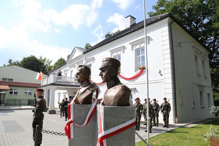 Piłsudski i Wieniawa w Bobowej