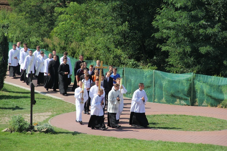 Pielgrzymka duchowieństwa metropolii górnośląskiej do Łagiewnik - cz. II (31 sierpnia 2016).