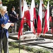 Wojenne wspomnienia na polanie Kałużówka