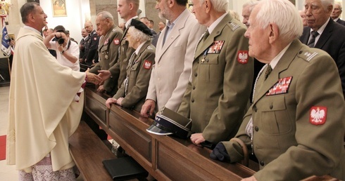 Bp Guzdek: Wolność i honor są bezcenne