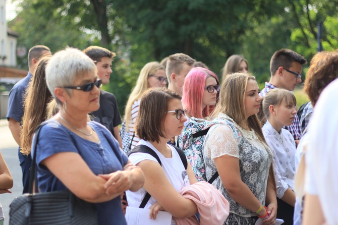 Pomnik selekcji Żydów na kozielskiej rampie