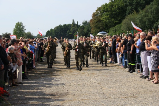 Ku czci żołnierzy "Bartka" w 70. rocznicę mordu