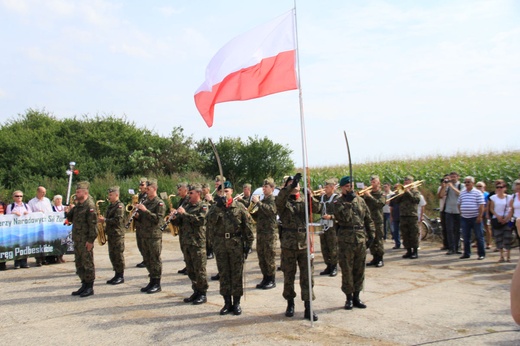 Ku czci żołnierzy "Bartka" w 70. rocznicę mordu