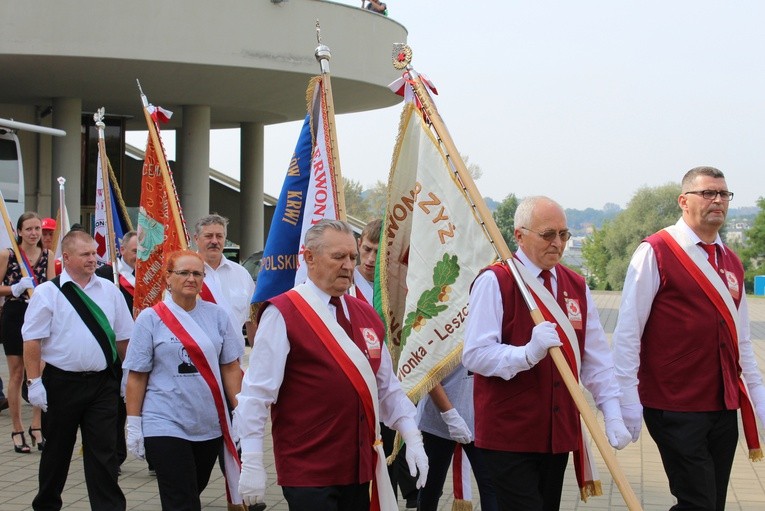 Pielgrzymka Honorowych Dawców Krwi i Szpiku Kostnego do Łagiewnik A. D. 2016