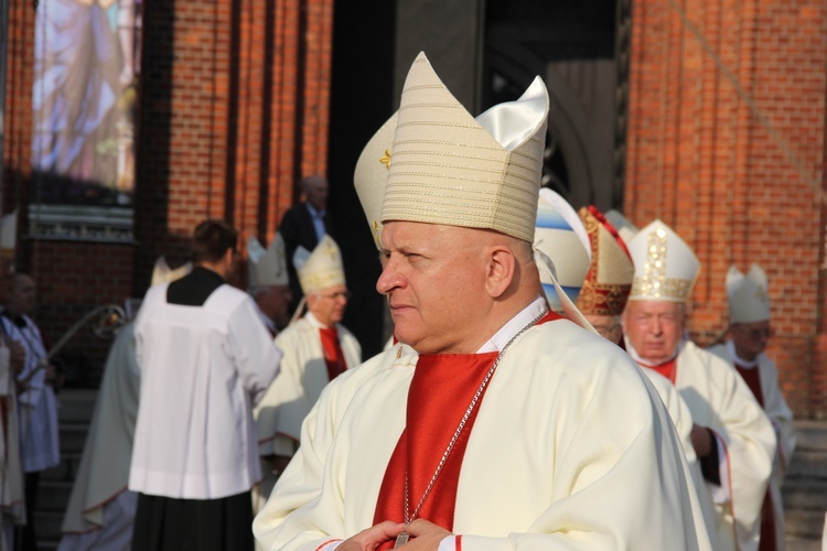 Peregrynacja ikony MB Częstochowskiej w parafii MB Pocieszenia w Żyrardowie