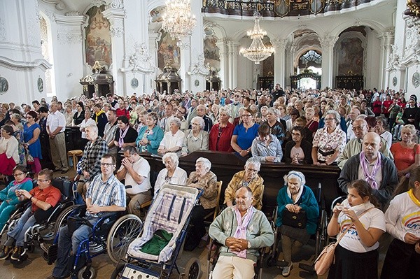 Najbardziej rozmodleni pielgrzymi, jacy docierają do Krzeszowa.