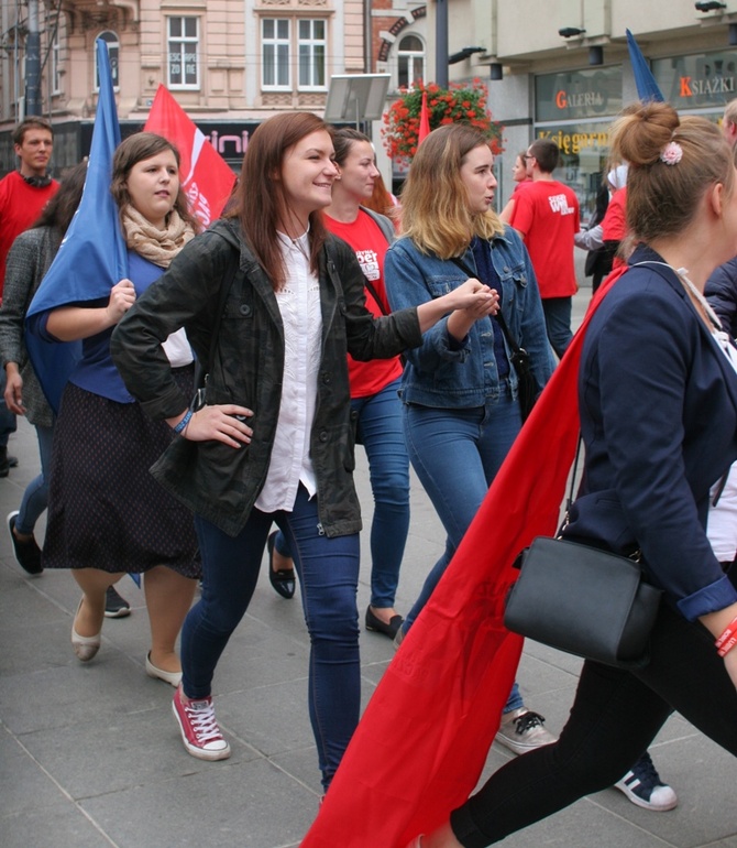 Studniówka Szlachetnej Paczki (cz. I - polonez)