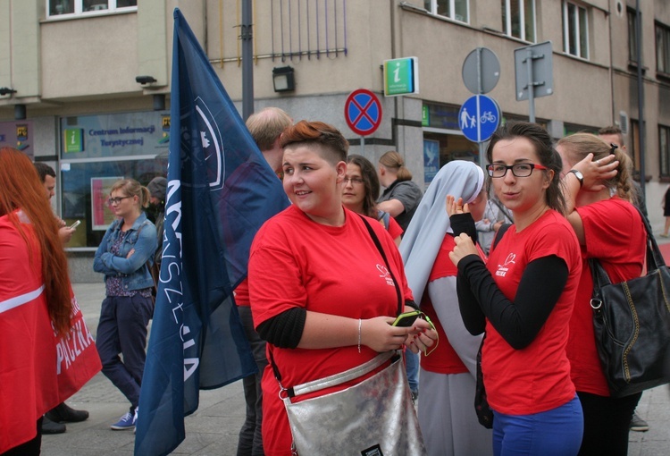 Studniówka Szlachetnej Paczki (cz. I - polonez)