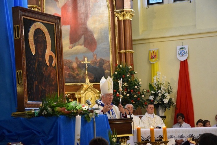 Powitanie ikony MB Częstochowskiej w parafii Wniebowstąpienia Pańskiego w Żyrardowie