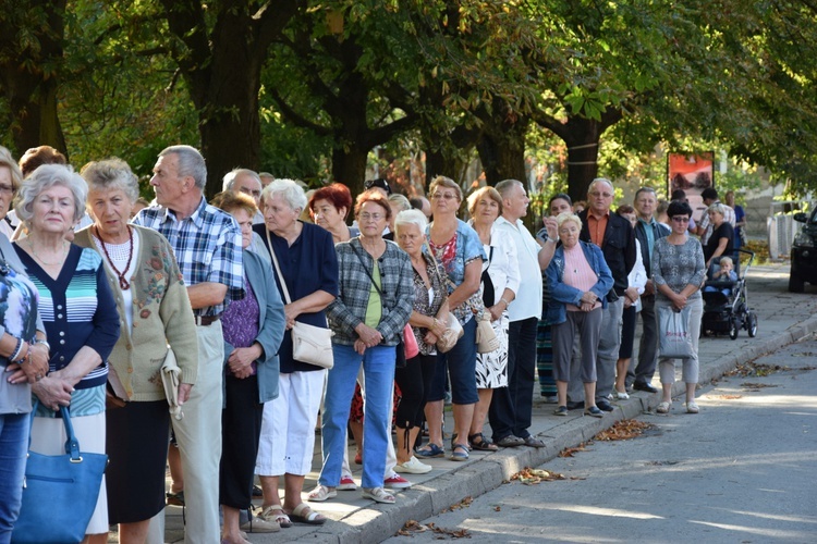 Powitanie ikony MB Częstochowskiej w parafii Wniebowstąpienia Pańskiego w Żyrardowie