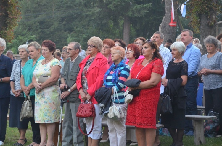 Maryjna wigilia w Sulisławicach 