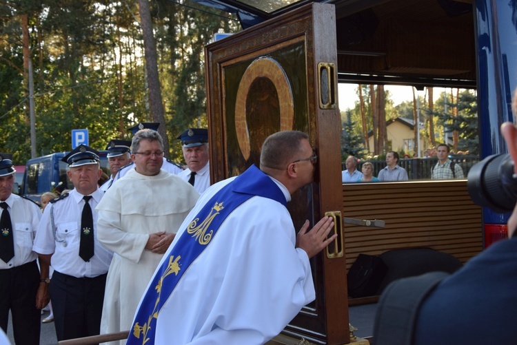 Peregrynacja ikony MB Częstochowskiej w Międzyborowie