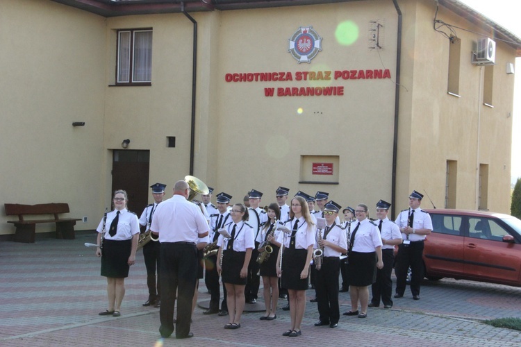 Powitanie ikony MB Częstochowskiej w Baranowie