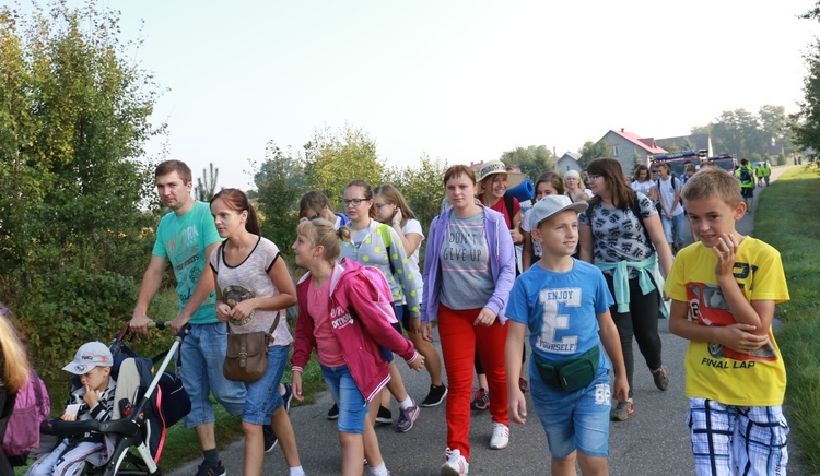 Z Małca do Odporyszowa