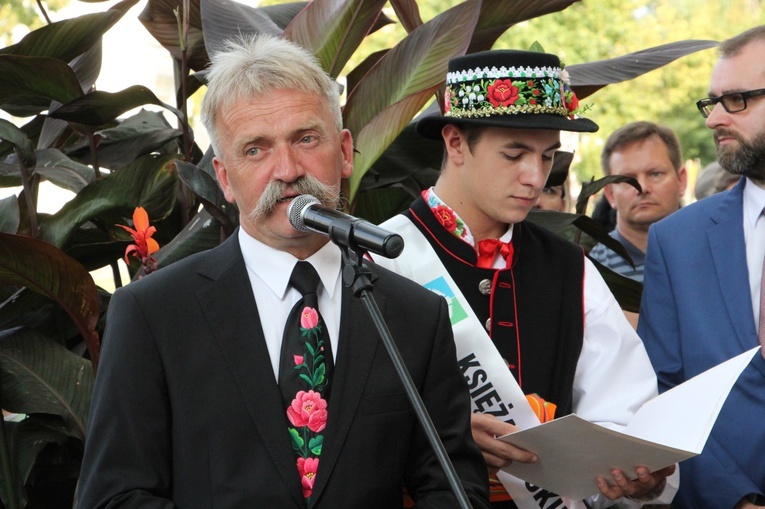 Odsłonięcie "Gwiozd Łowickich"