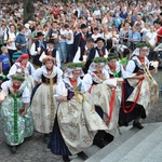 Nabożeństwo ze świecami na Górze Świętej Anny