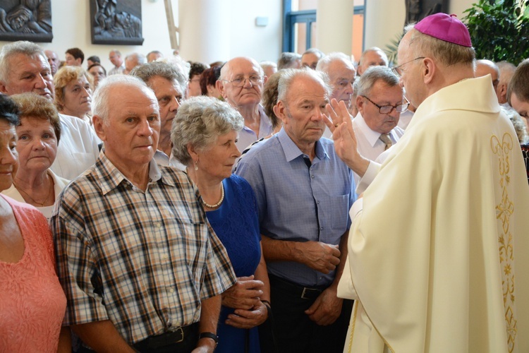 Dziękczynienie złotych jubilatów małżeńskich