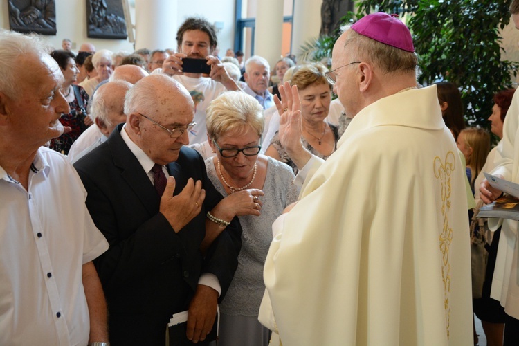 Dziękczynienie złotych jubilatów małżeńskich