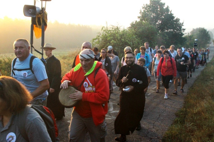 Pielgrzymka Ziemi Świebodzińskiej do Rokitna